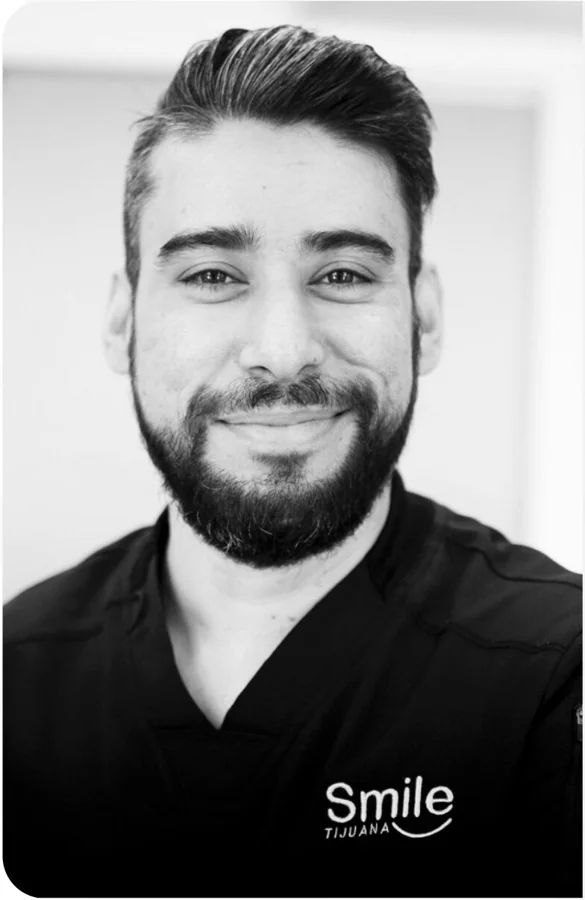 Cristian García, Orthodontist at Smile Tijuana.